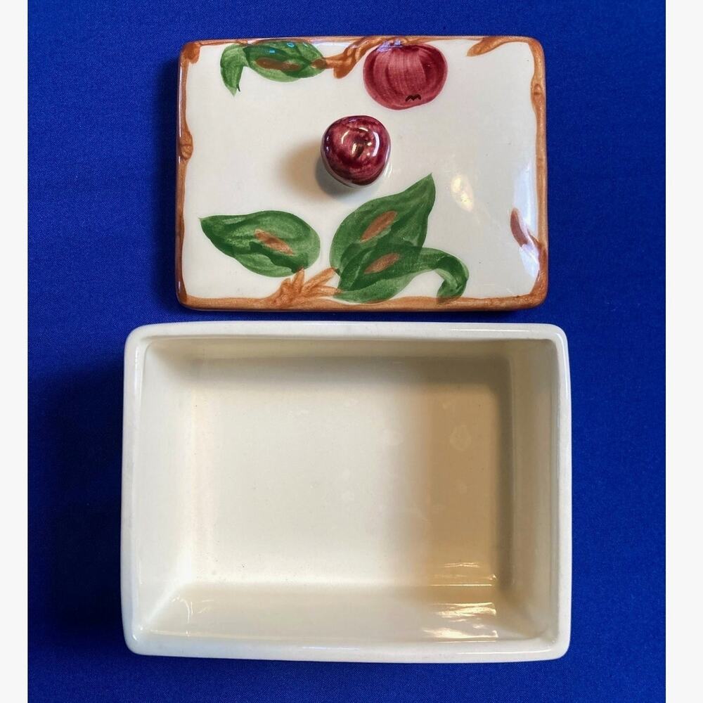 VTG Franciscan Apple Hand Painted Trinket Cigarette Box with Decorative Lid